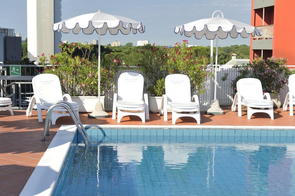 Hotel Conca Verde Lignano Sabbiadoro Kültér fotó